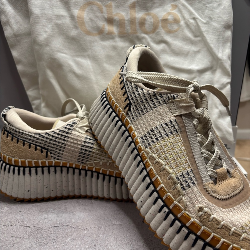 Chloé Platform Beige and Black Sneakers